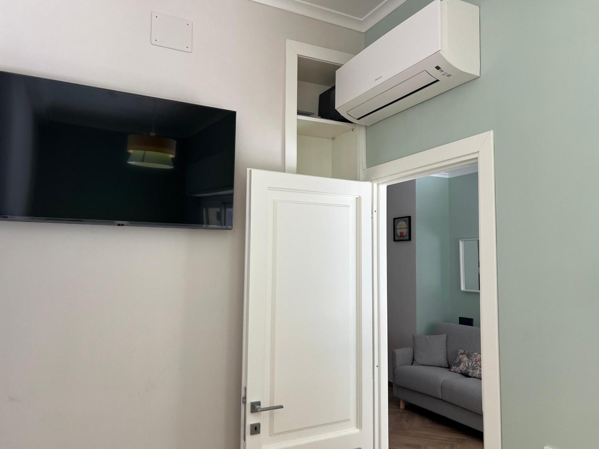 Corso Marconi Boutique Apartment - Luxury Central Apartment Next To The Port Civitavecchia Luaran gambar